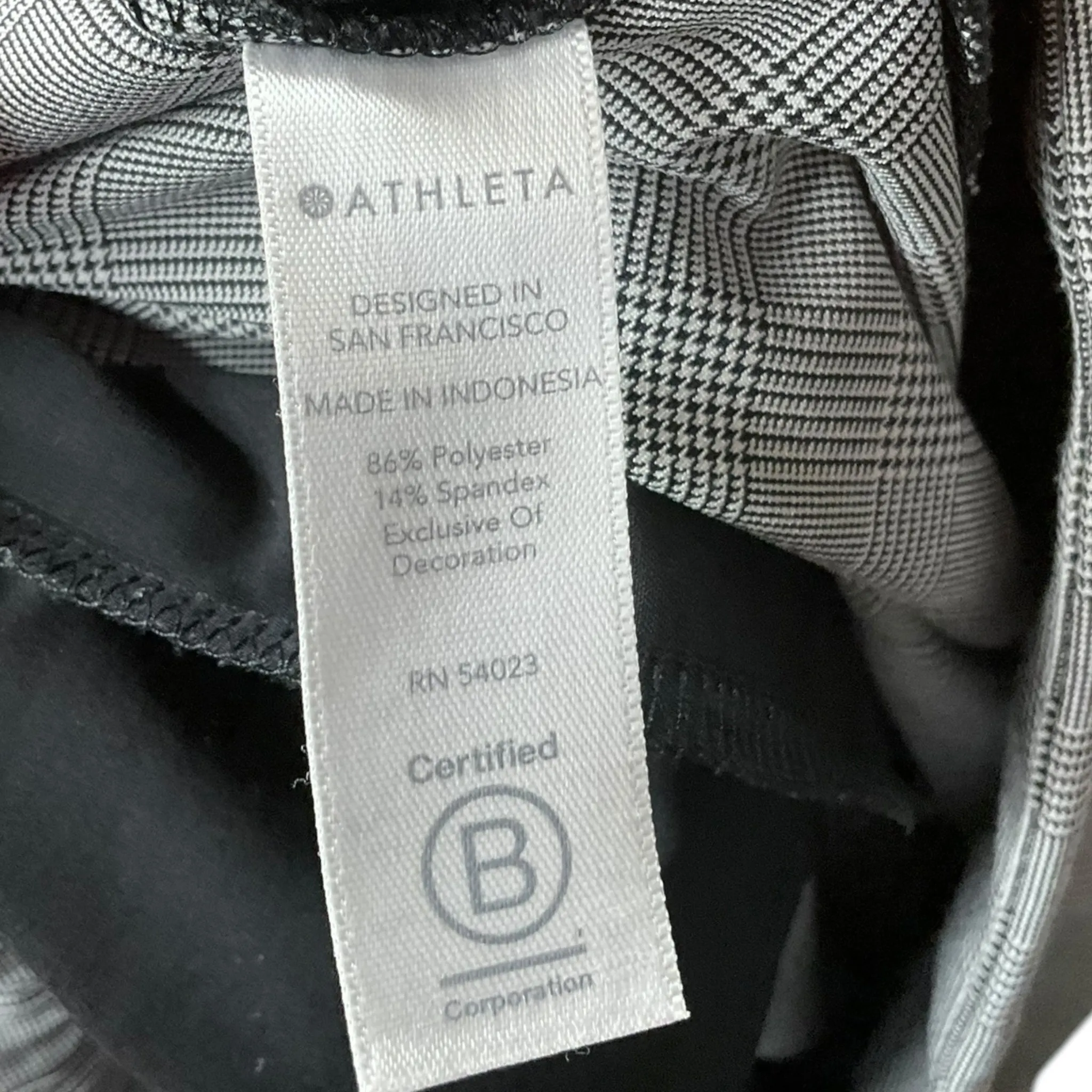Athletic Pants By Athleta In Checkered Pattern, Size: 6