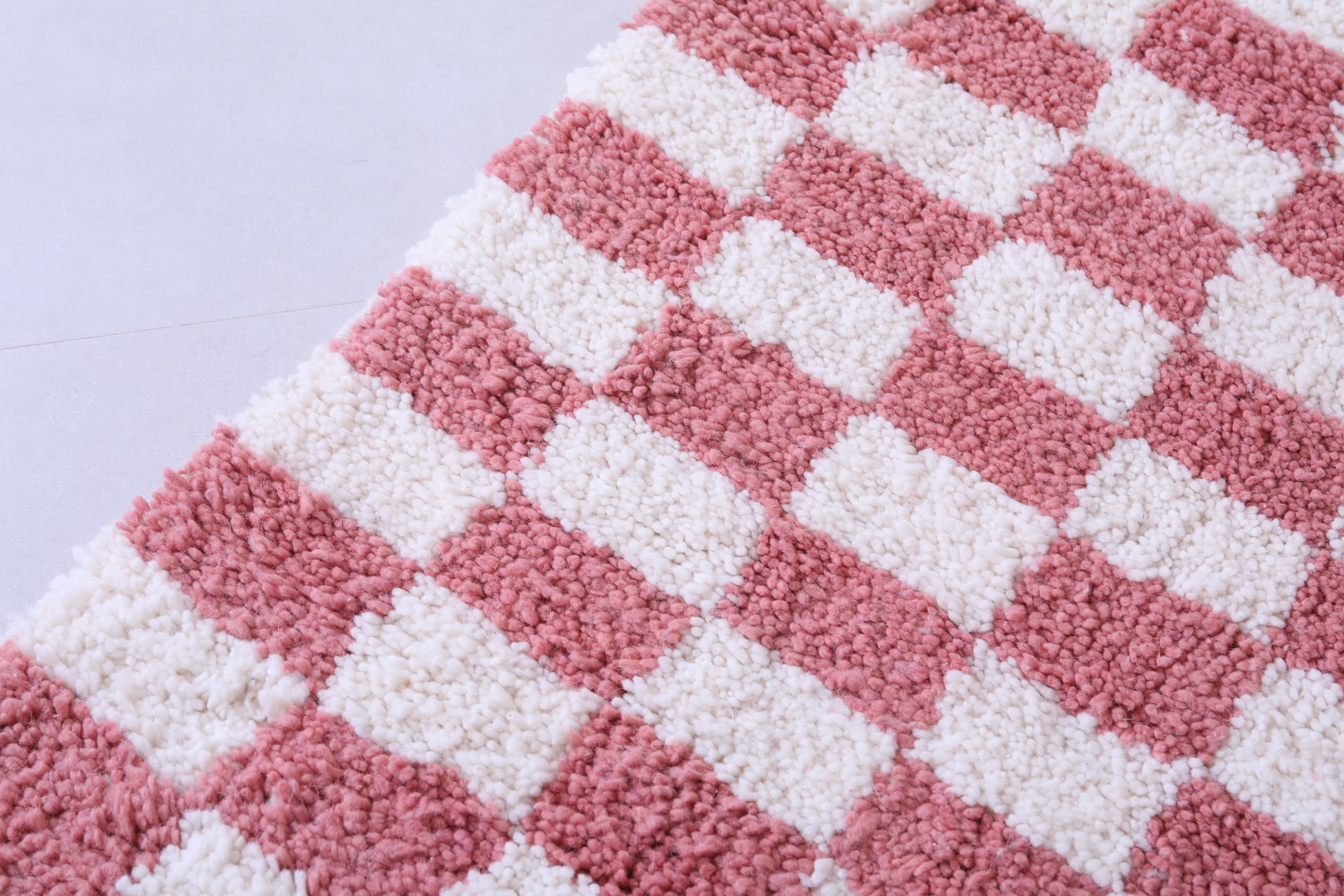 Checkered rug - Handmade Pink and white rug - Moroccan Rug