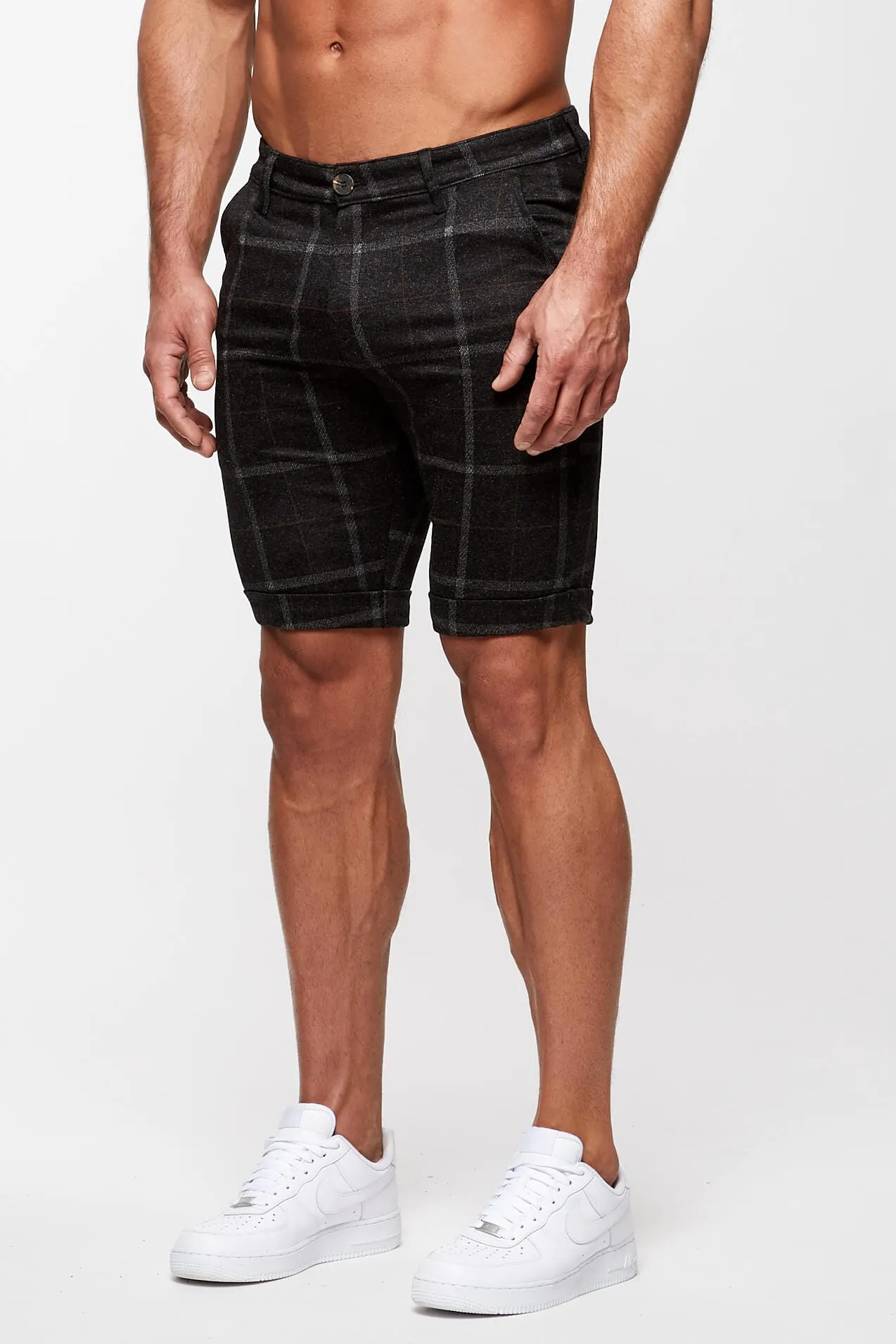 CHECKERED SHORT - BLACK