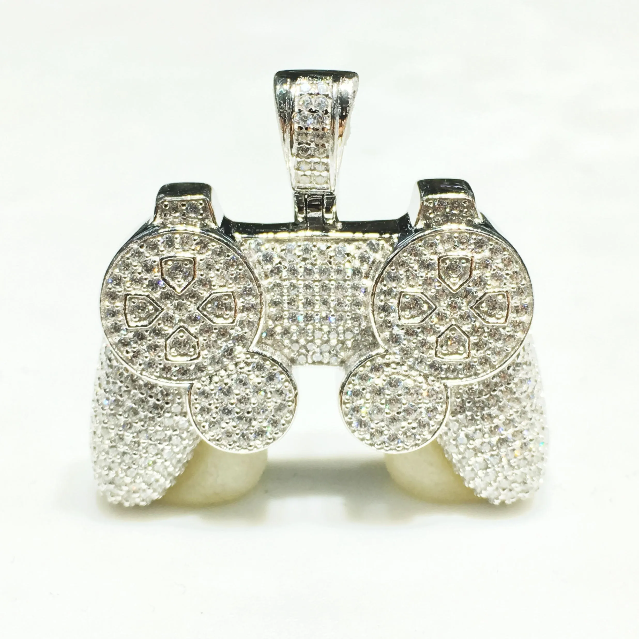 Iced-Out Dualshock Controller Pendant (Silver)