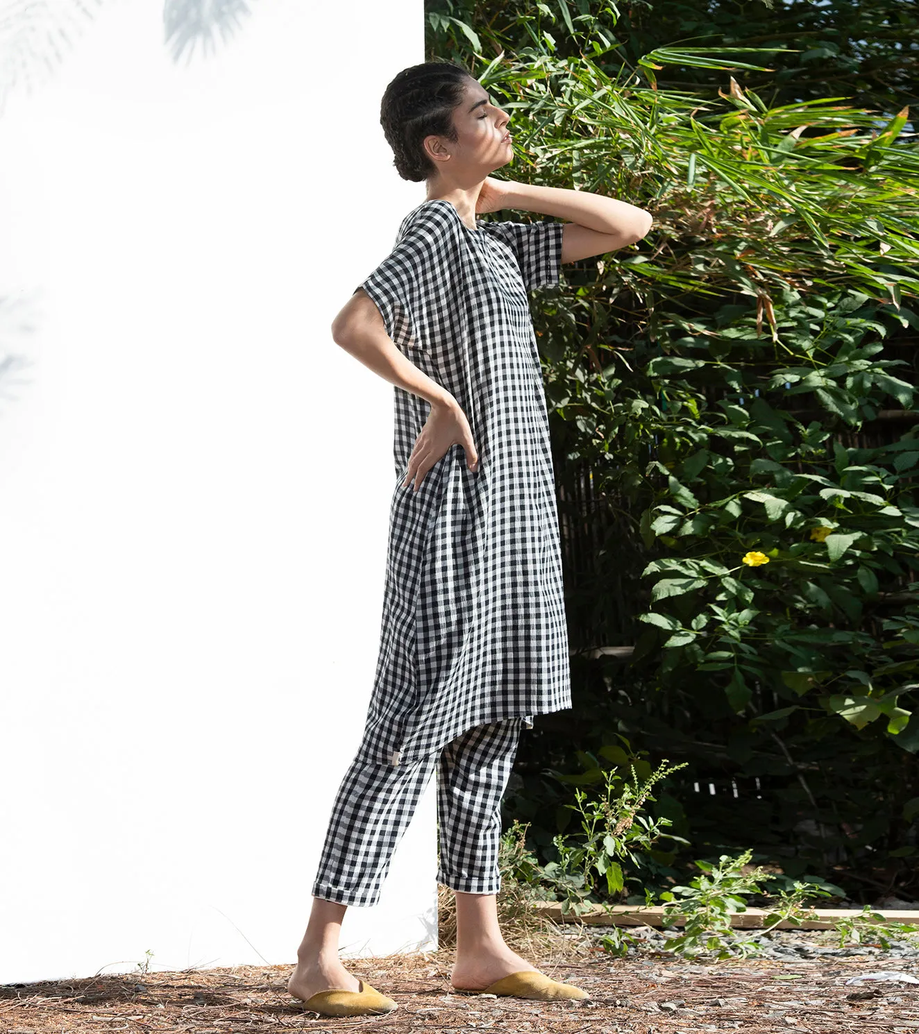 Khara Kapas Hellebore Checkered Tunic & Pants Set