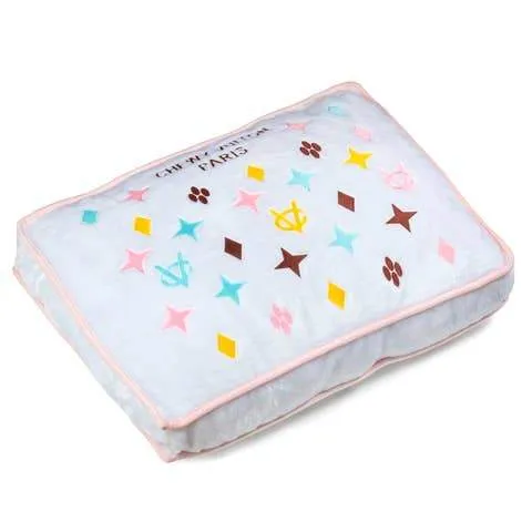 Monogram Chewy Vuiton Beds