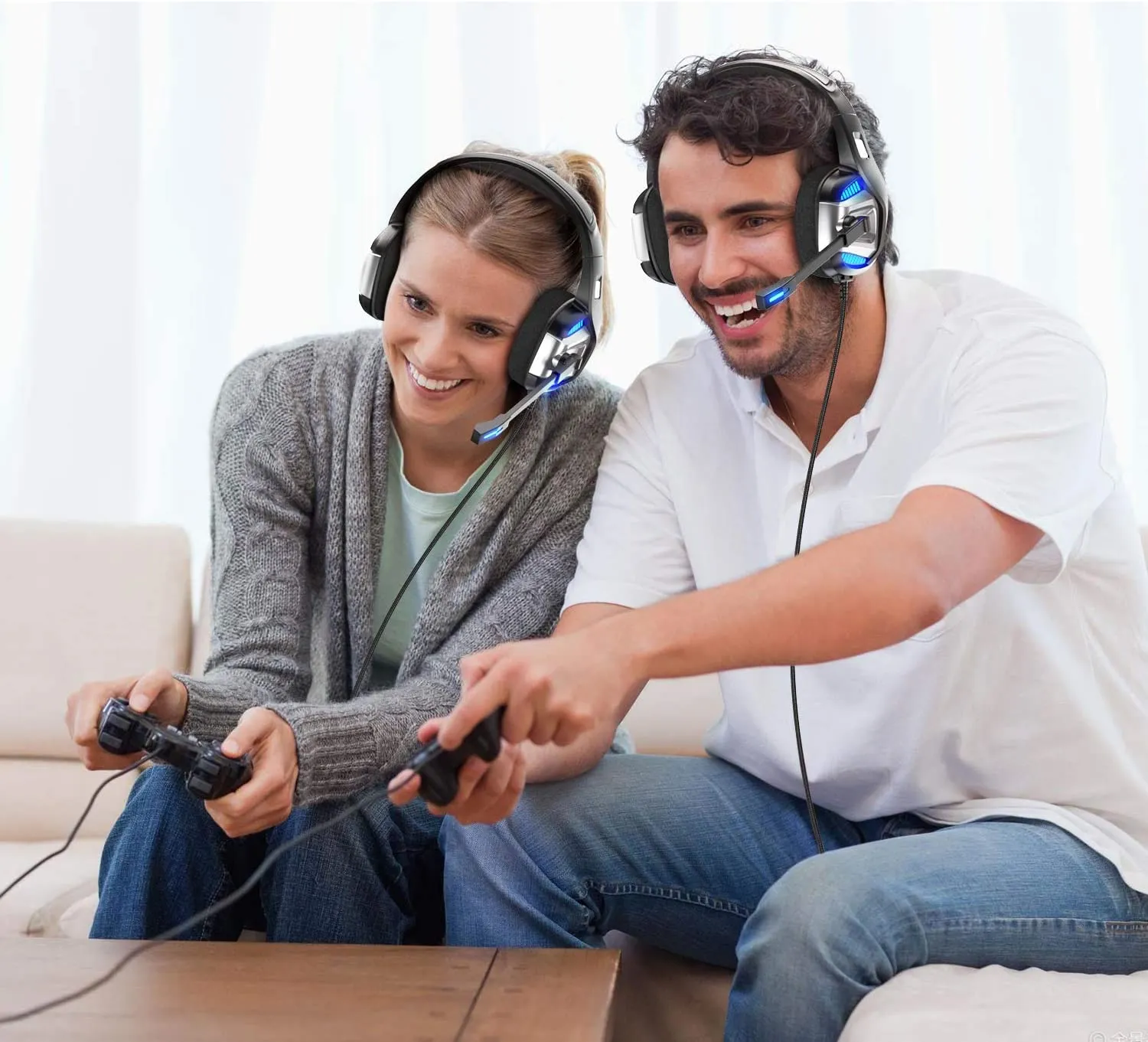 New in slightly damaged box! GM300 Professional gaming headset with 7.1 Surround Sound Stereo, Noise Canceling Over Ear Headphones with Mic, LED Light, Soft Memory Earmuffs