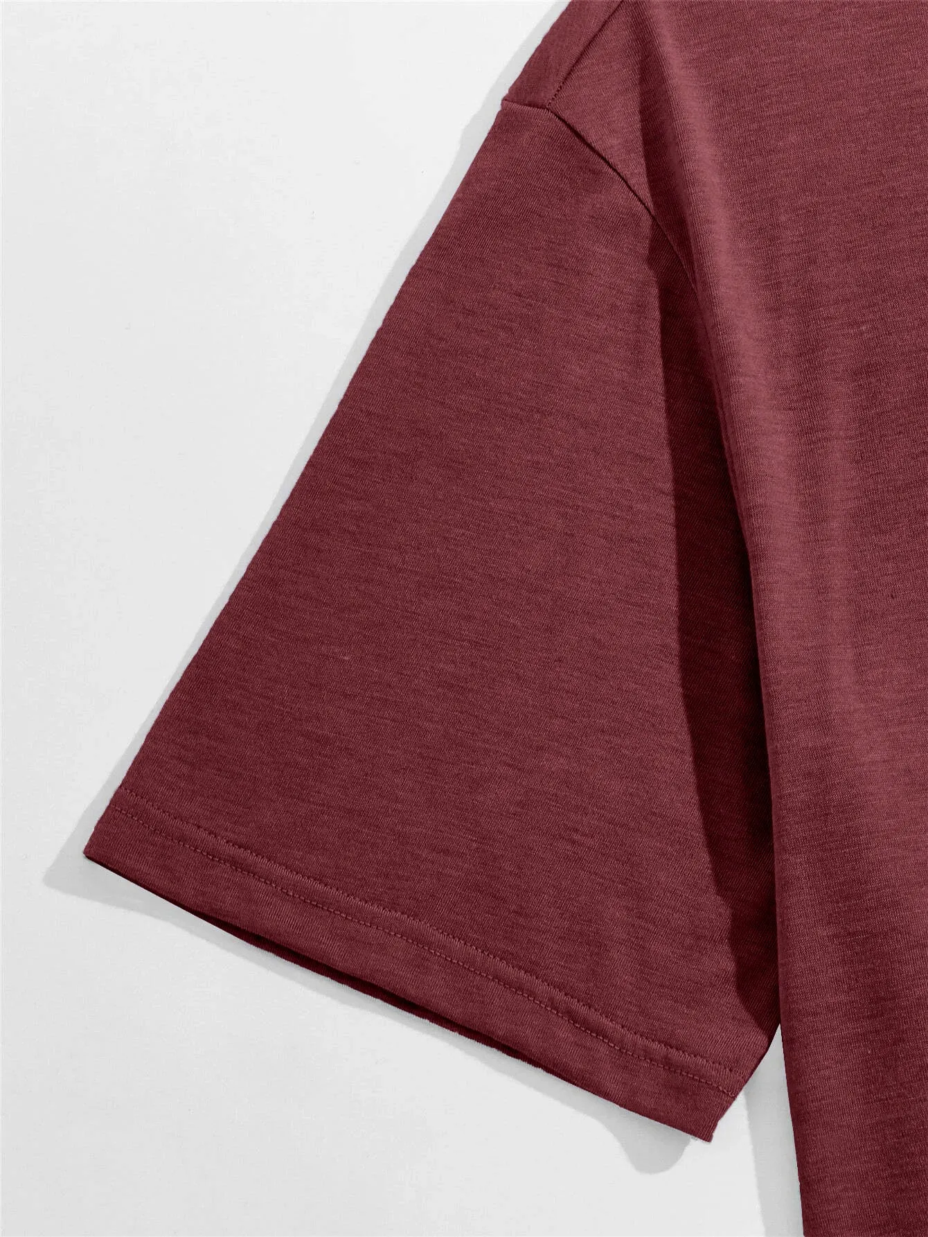 Red Club Playing Card Print Men's Graphic T-shirt