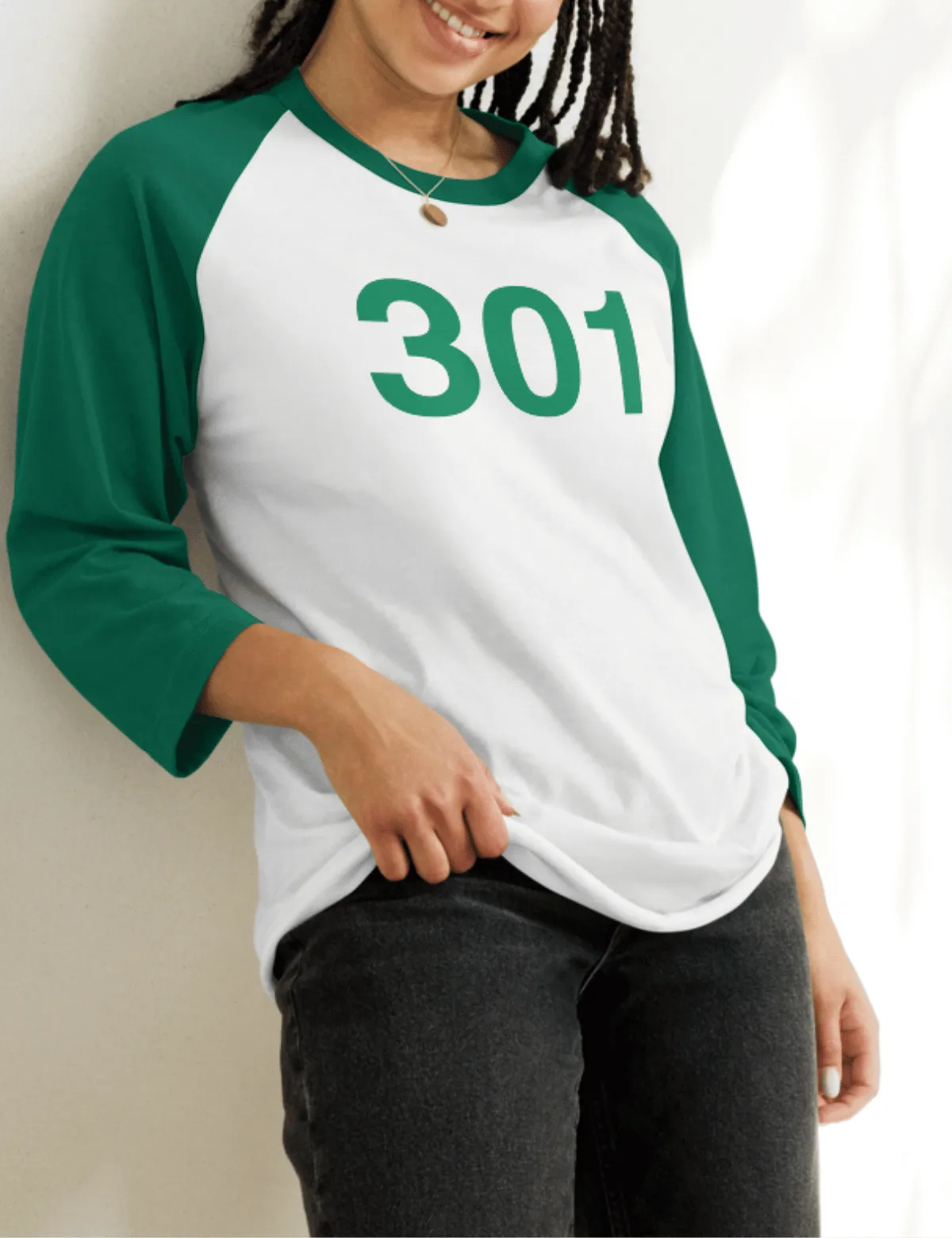 Squid Game: The Challenge Player Raglan Shirt [White/Kelly] - Player 301