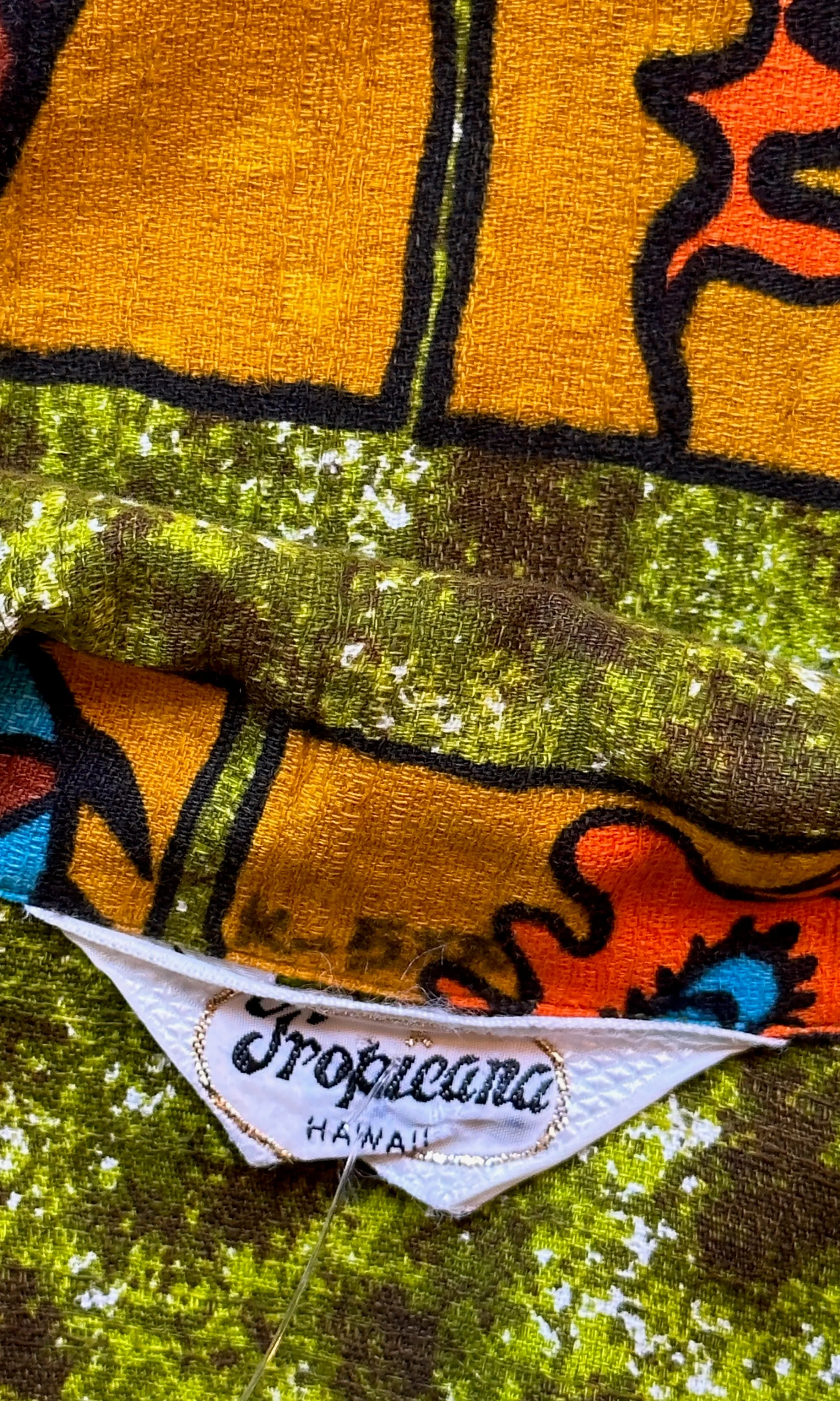 TROPICANA 60s Fish Print Tiki Shirt • Medium